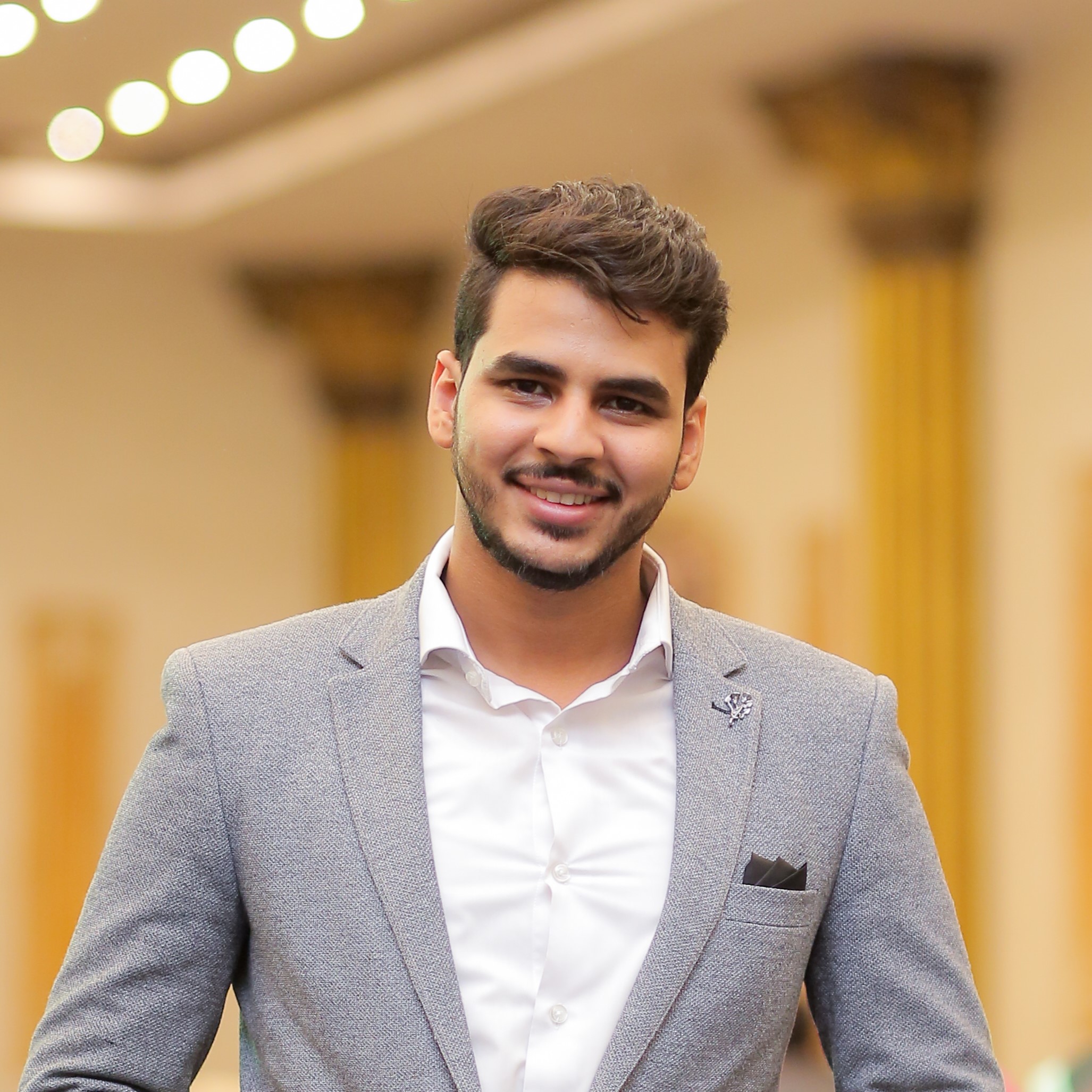 image zoon to profile 